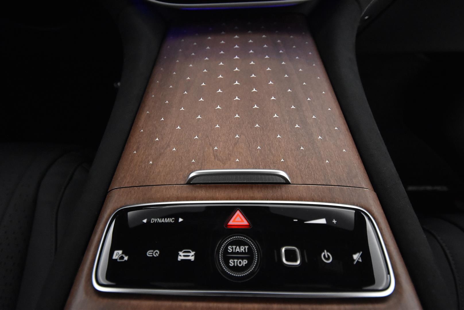 Mercedes-Benz EQS SUV 2023