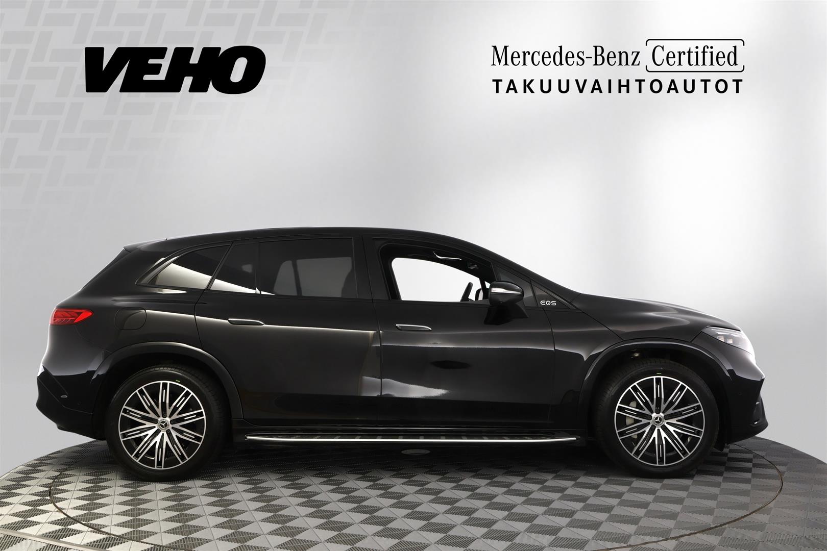 Mercedes-Benz EQS SUV 2023