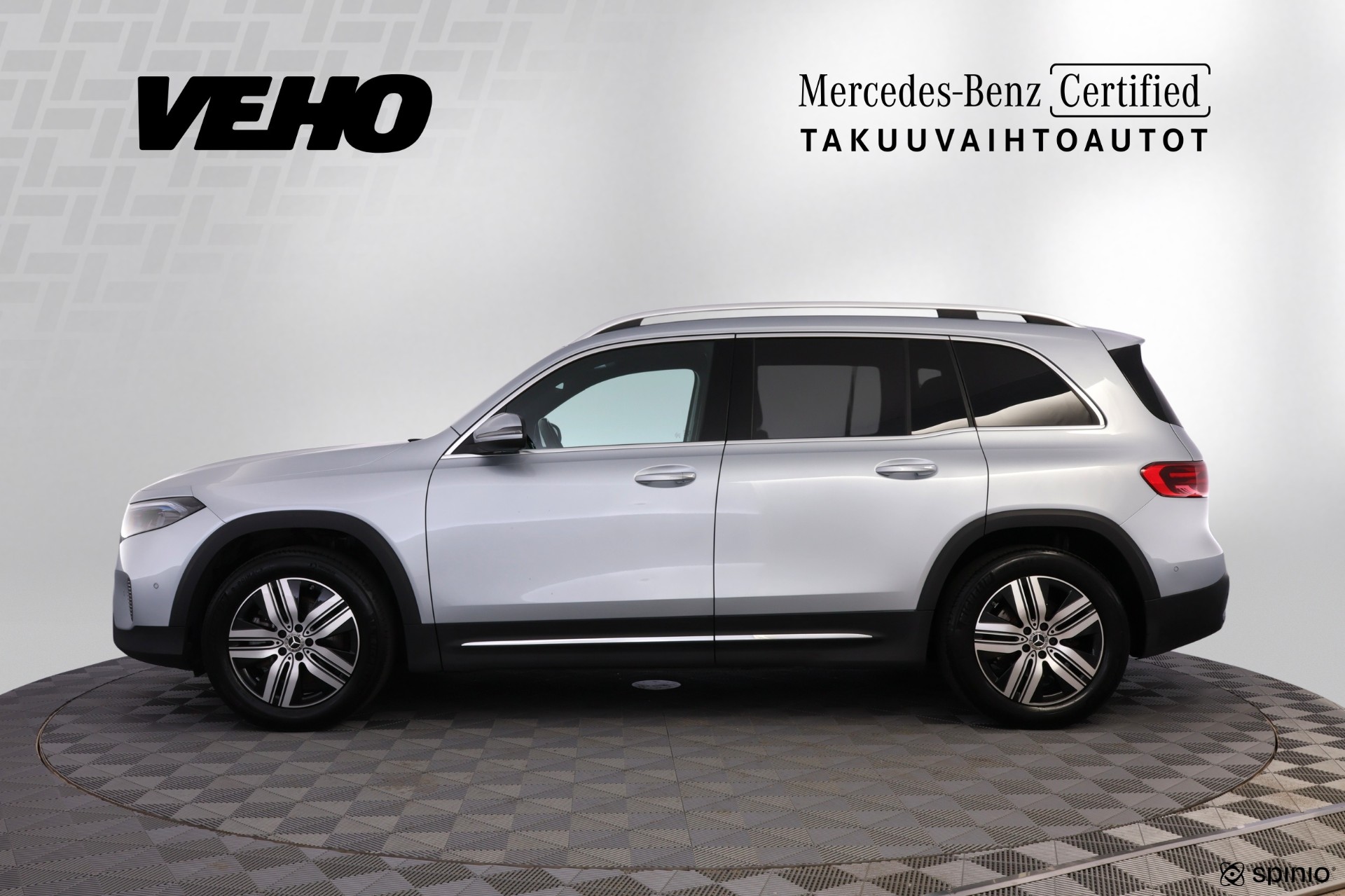Mercedes-Benz EQB 2024