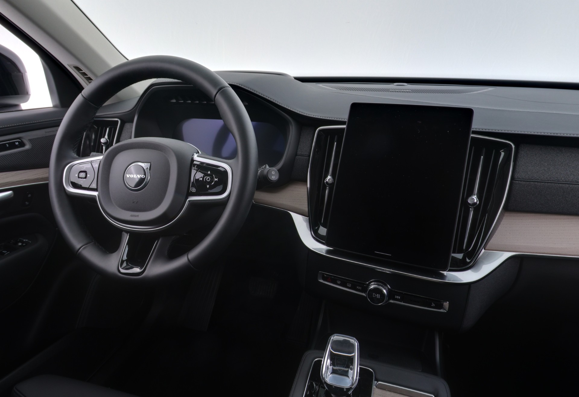Volvo XC90 2025