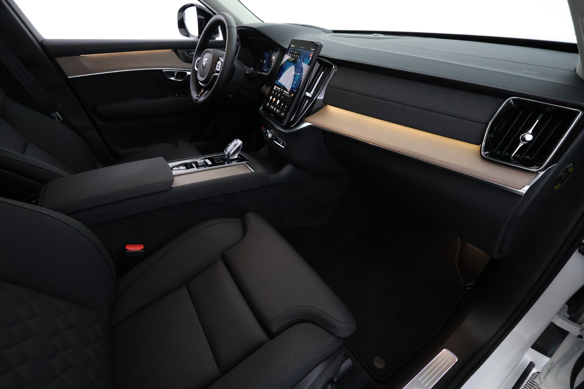 Volvo XC90 2025