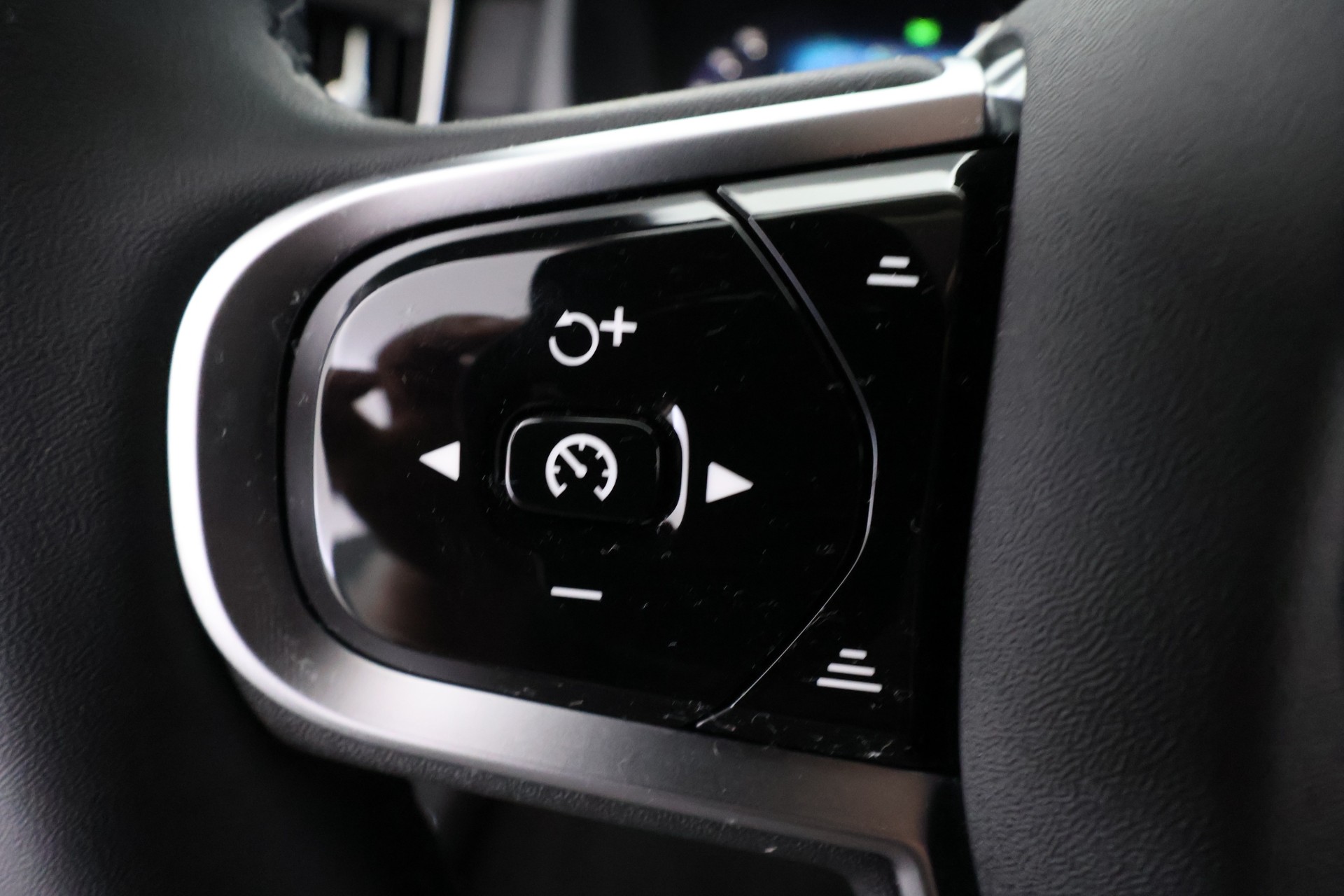 Volvo XC90 2025
