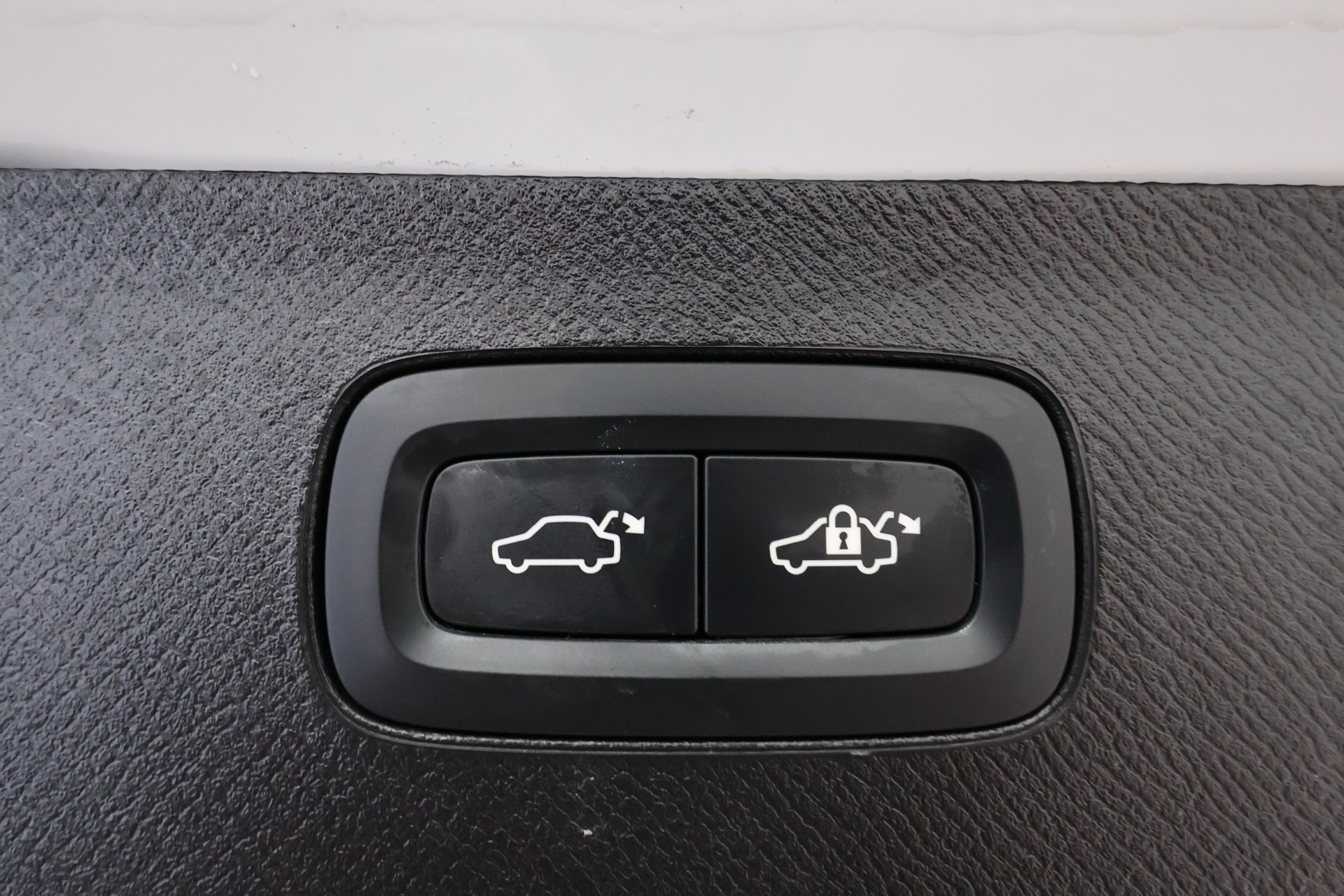 Volvo XC90 2025
