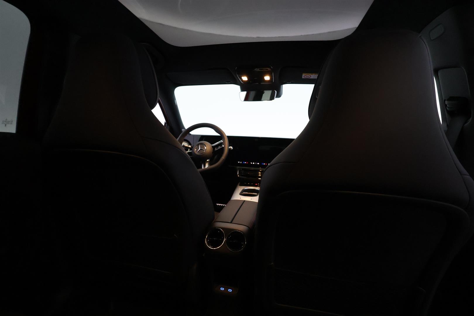 Mercedes-Benz GLB 2026