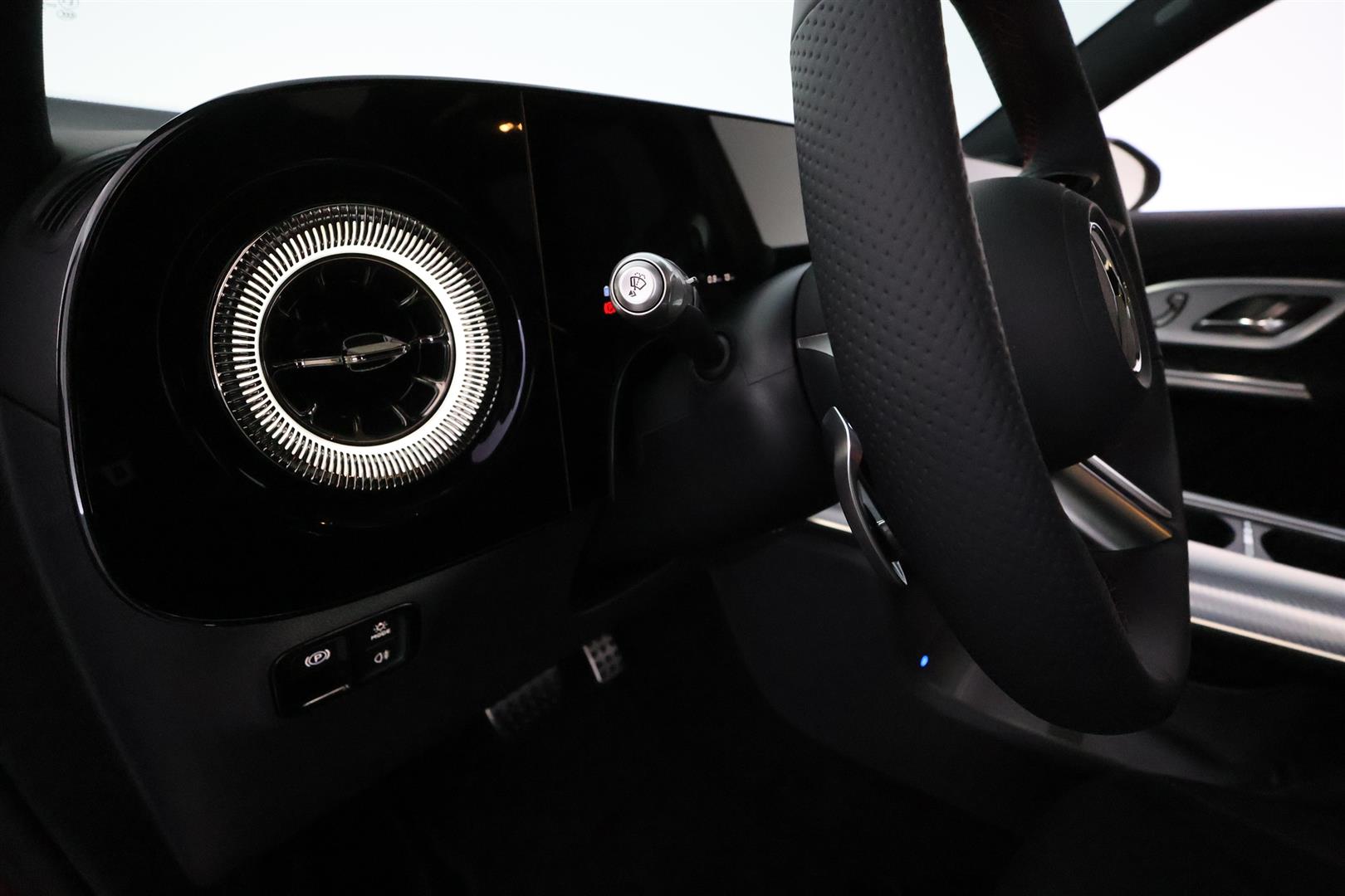 Mercedes-Benz GLB 2026