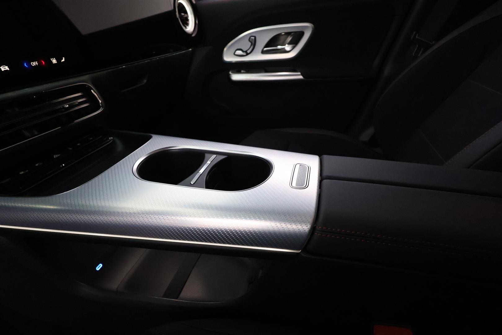 Mercedes-Benz GLB 2026