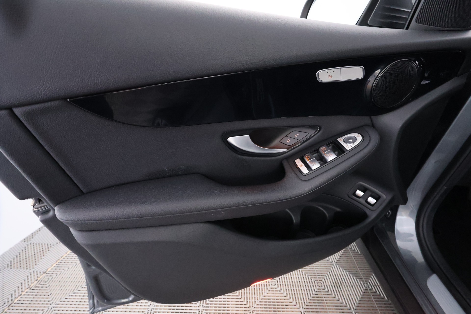 Mercedes-Benz GLC 2020