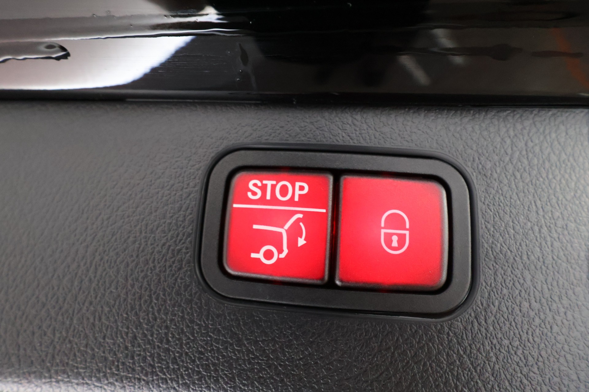 Mercedes-Benz C 2023