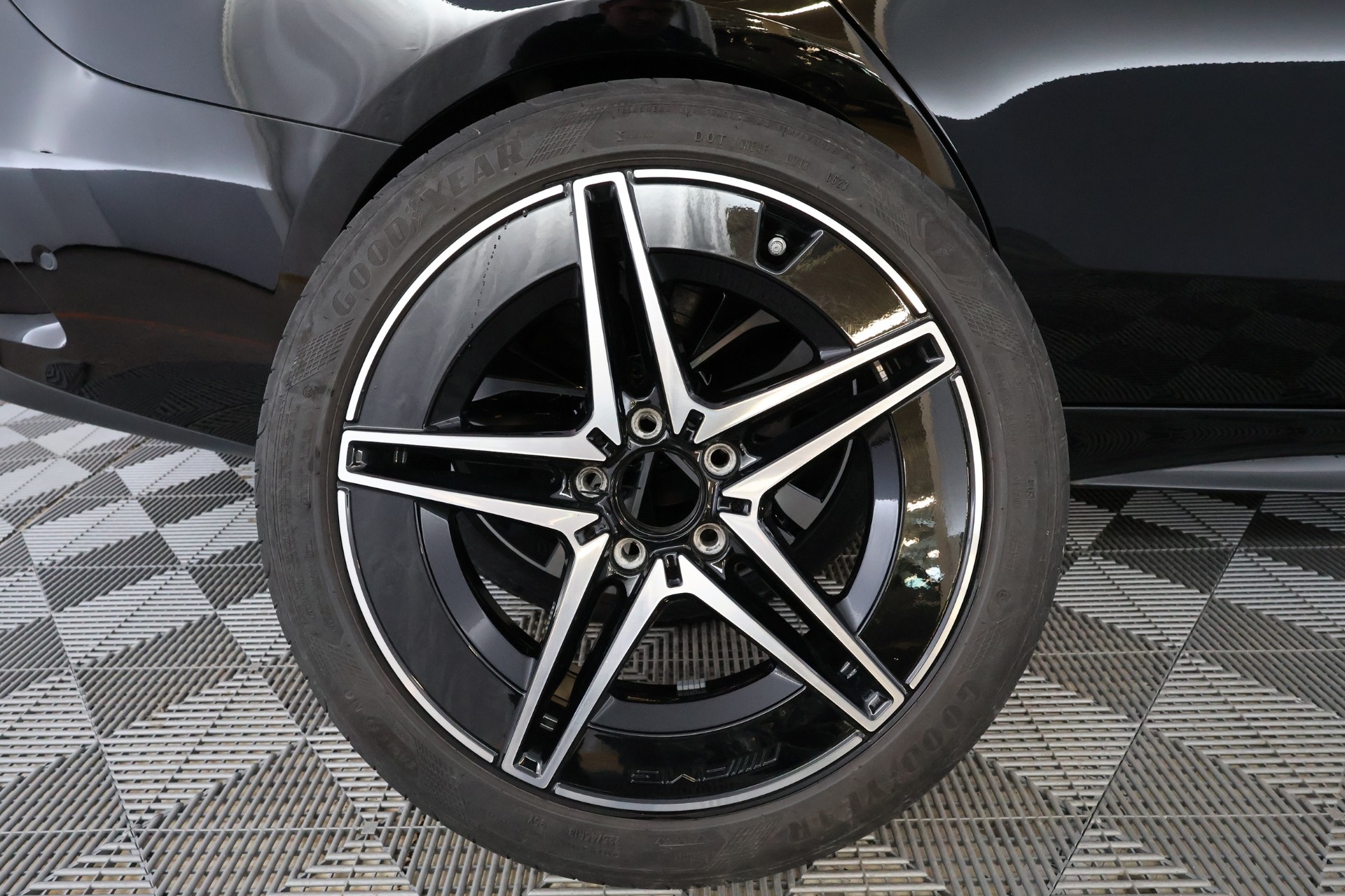 Mercedes-Benz C 2023