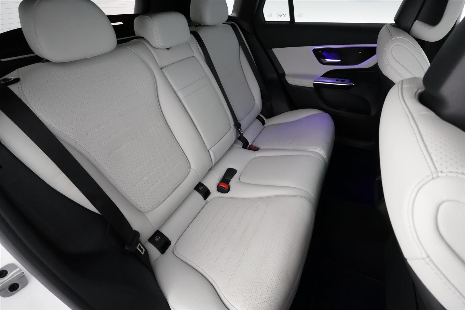 Mercedes-Benz GLC 2023