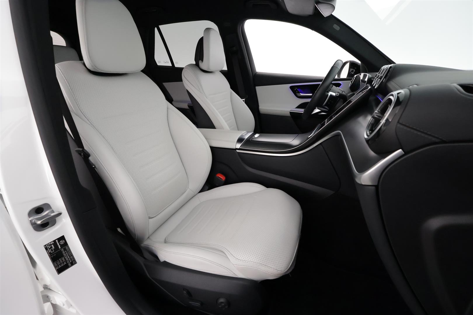 Mercedes-Benz GLC 2023