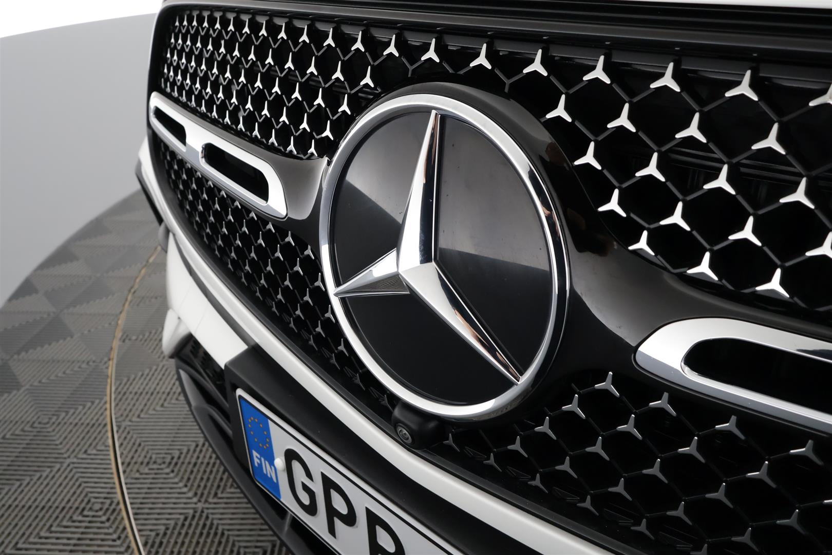 Mercedes-Benz GLC 2023