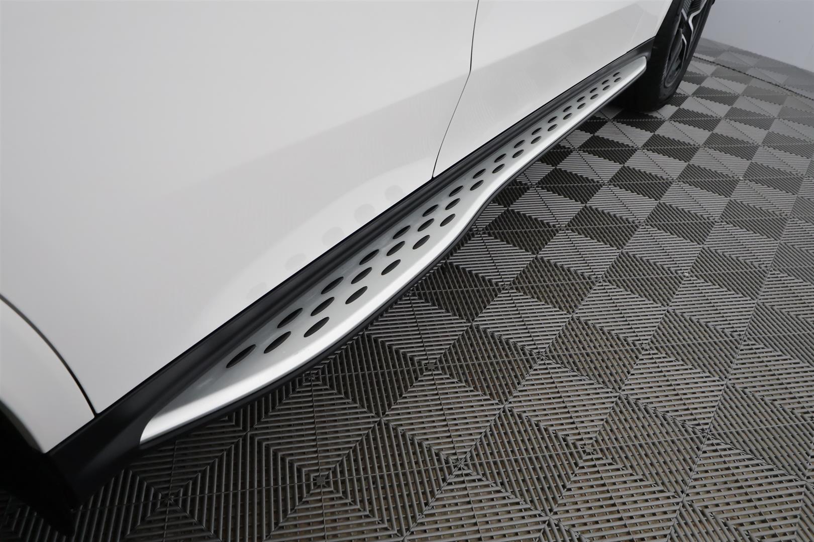 Mercedes-Benz GLC 2023