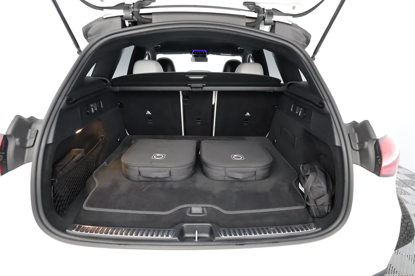 Mercedes-Benz GLC 2023