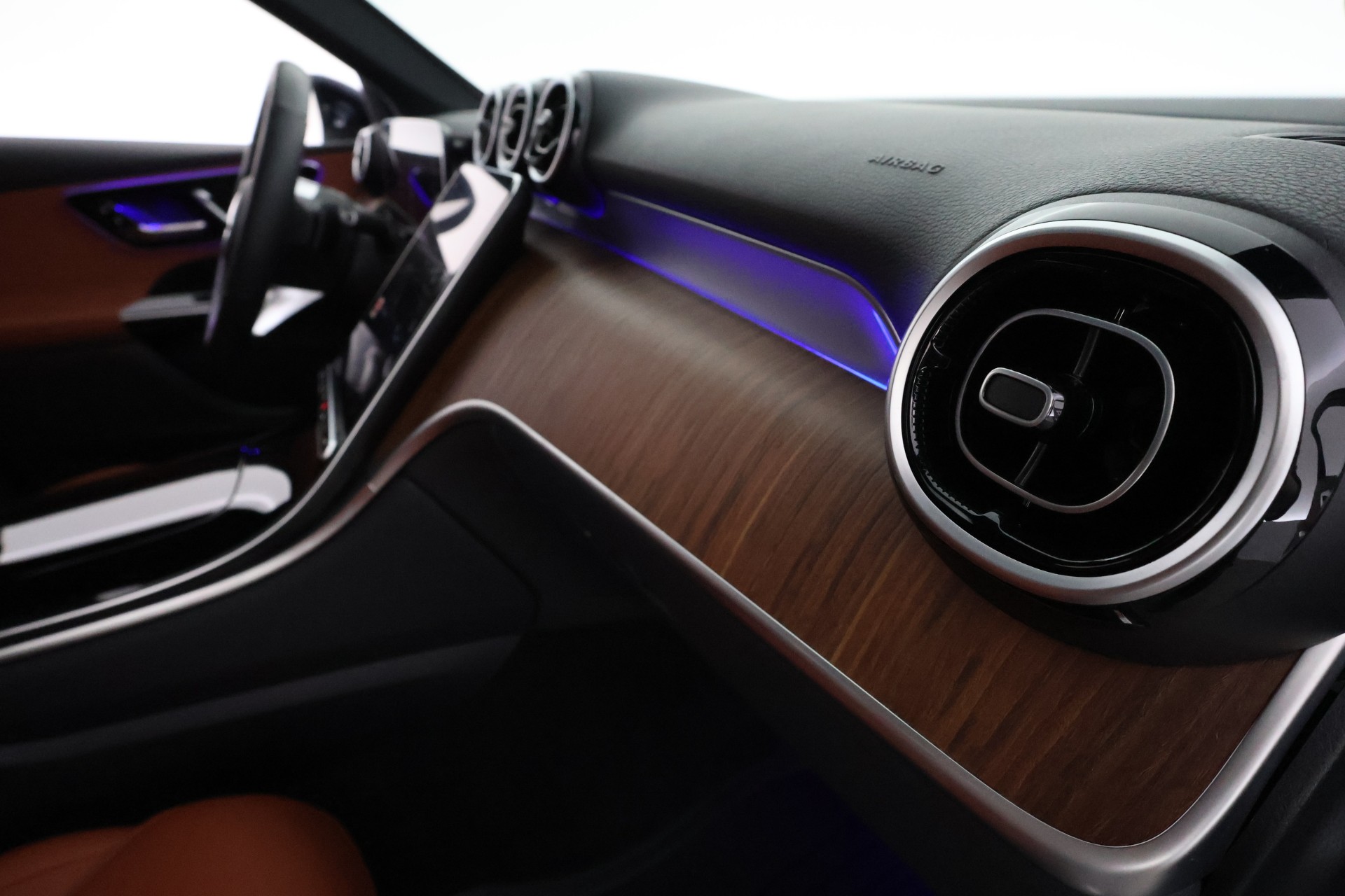 MERCEDES-BENZ GLC 2023