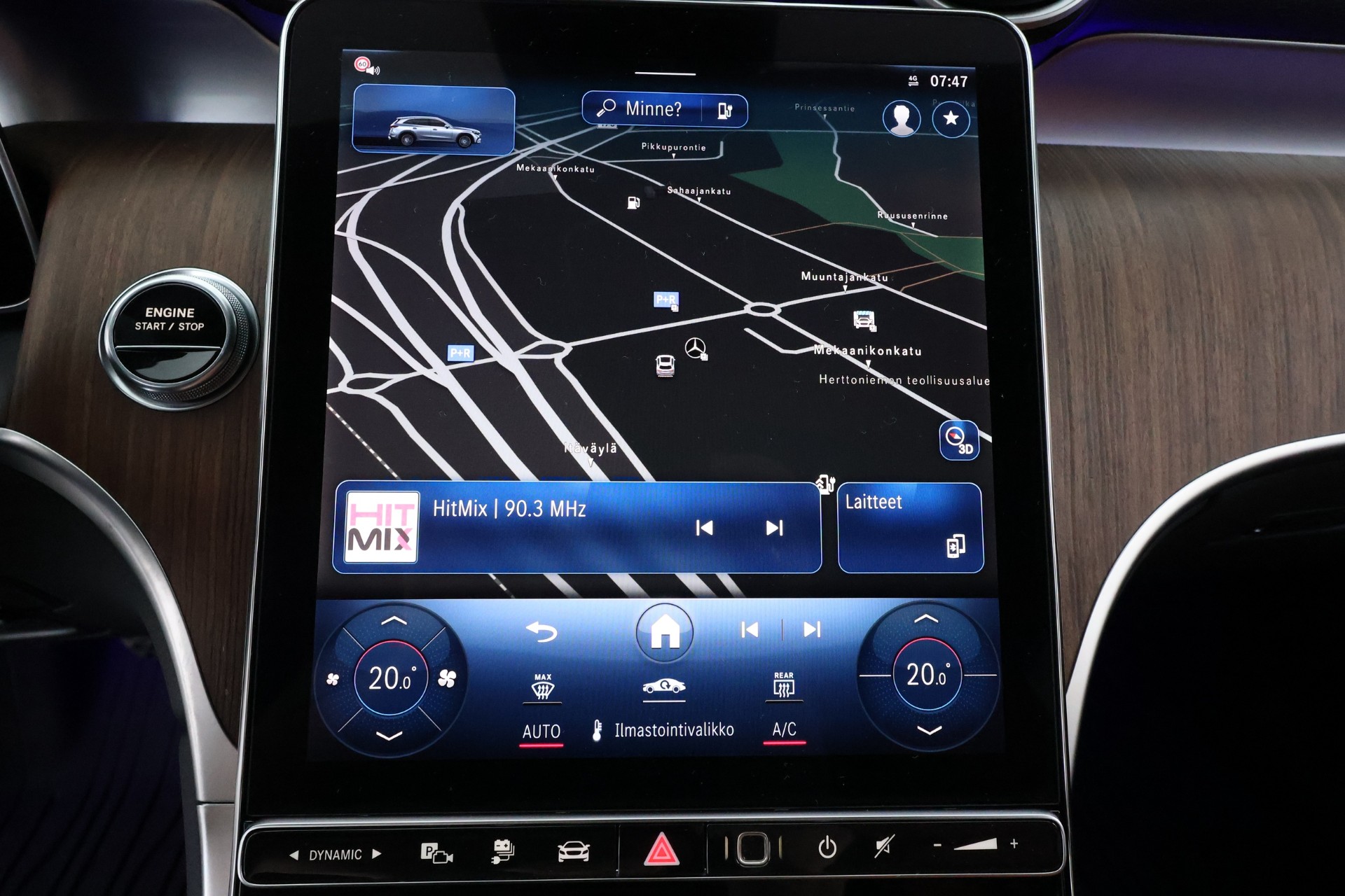 MERCEDES-BENZ GLC 2023