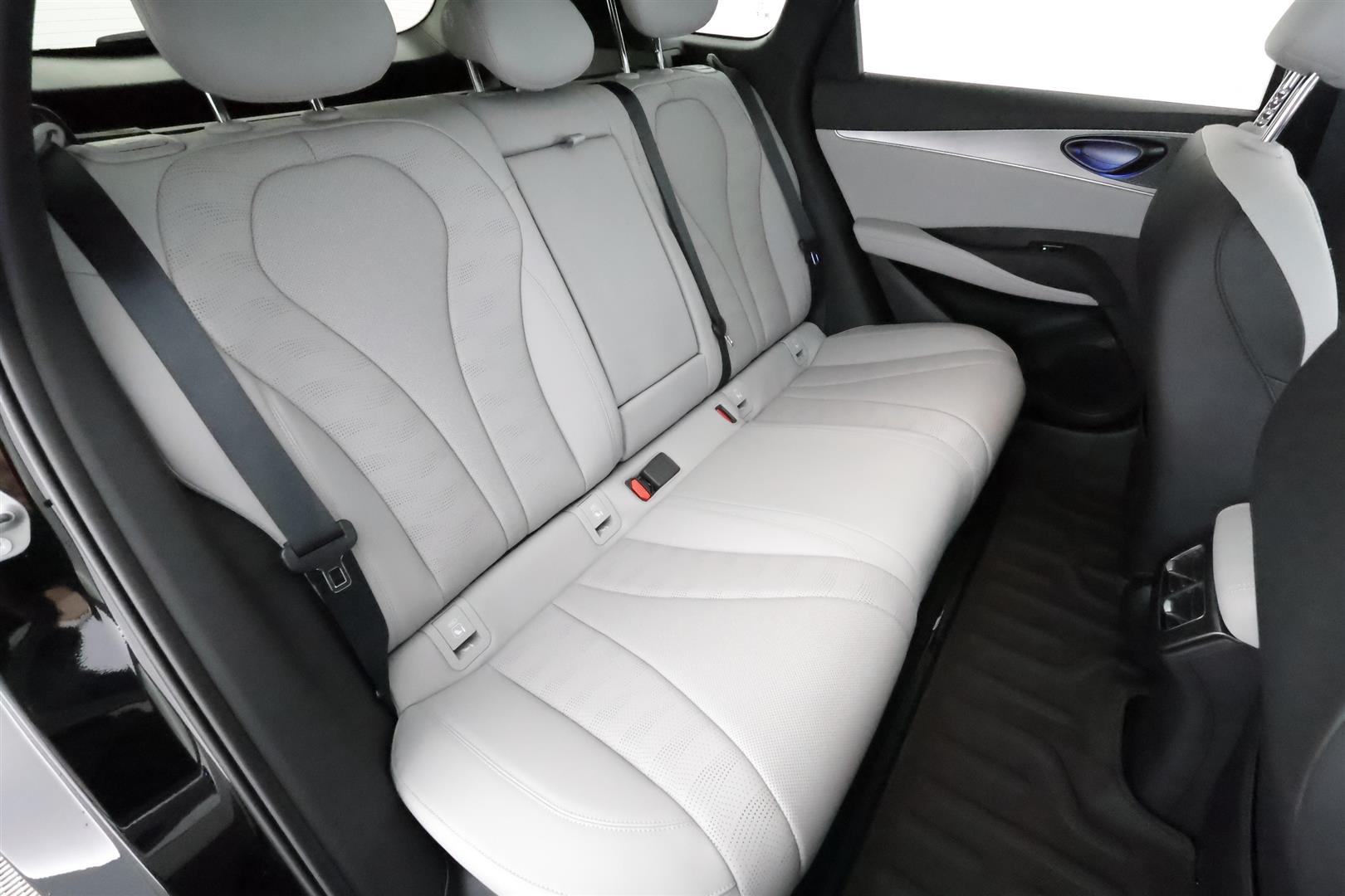 BYD Seal 6 DM-i 2025