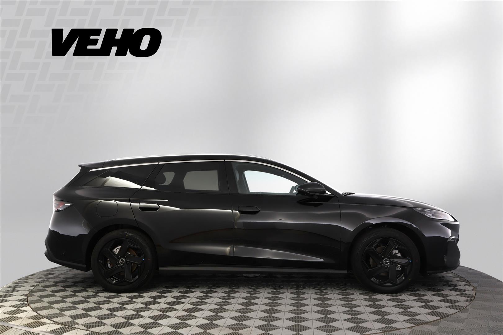 BYD Seal 6 DM-i 2025