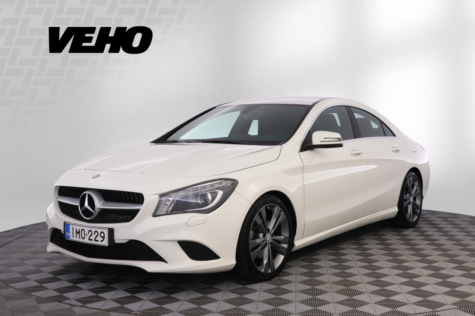 Mercedes-Benz CLA 2016