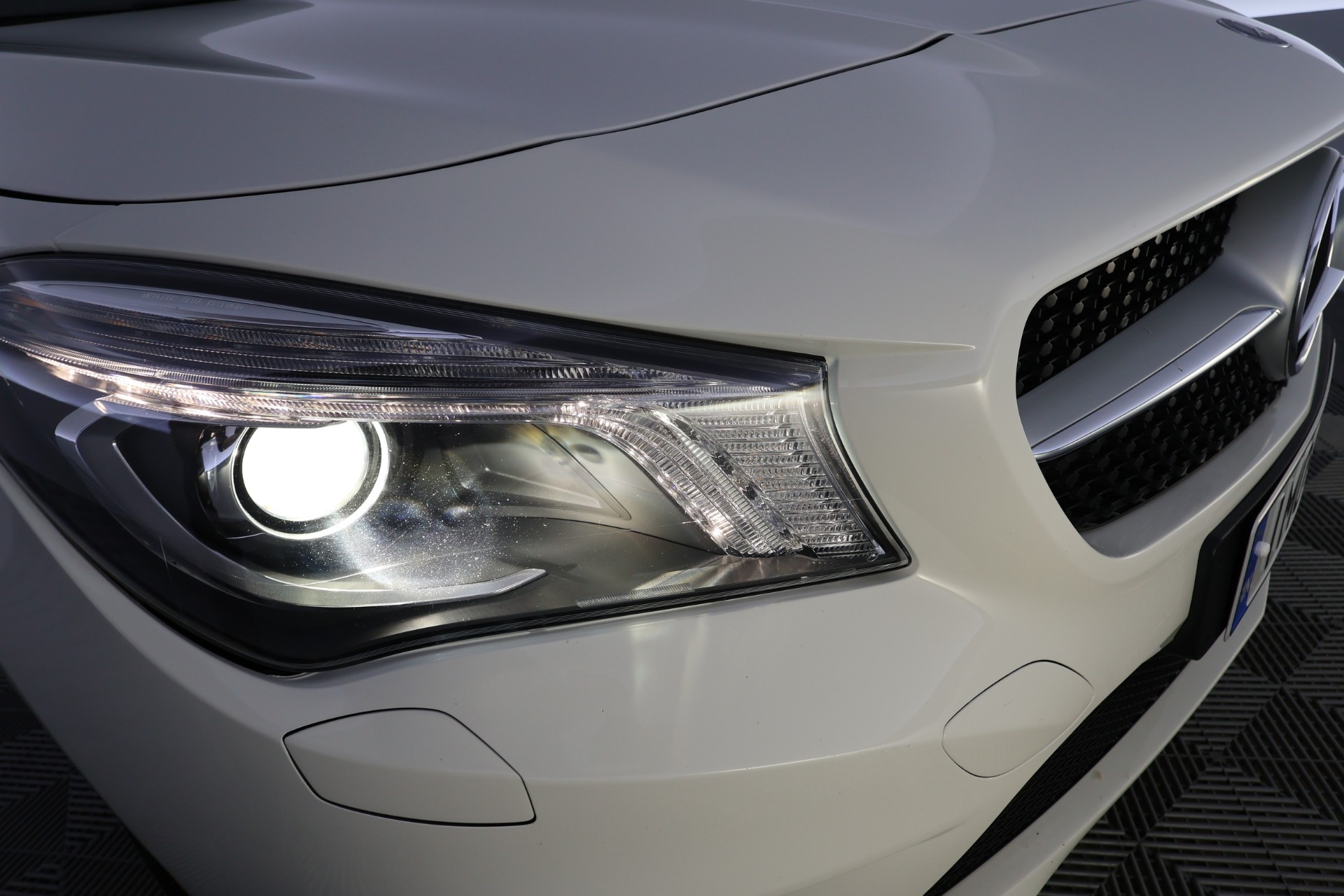 Mercedes-Benz CLA 2016