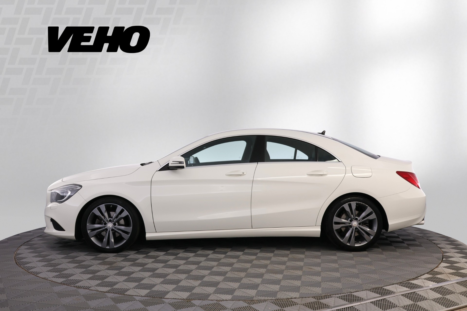 Mercedes-Benz CLA 2016