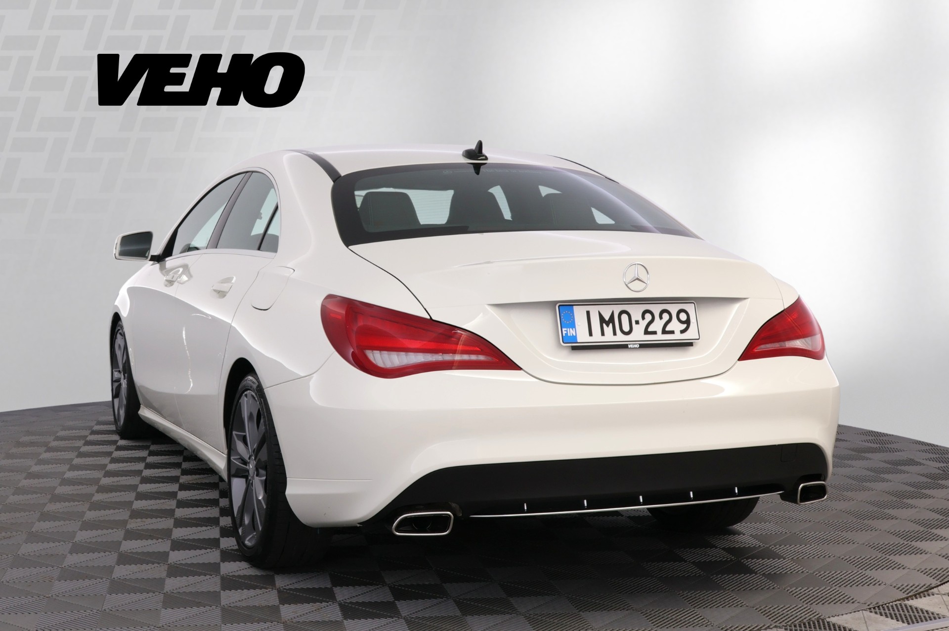 Mercedes-Benz CLA 2016