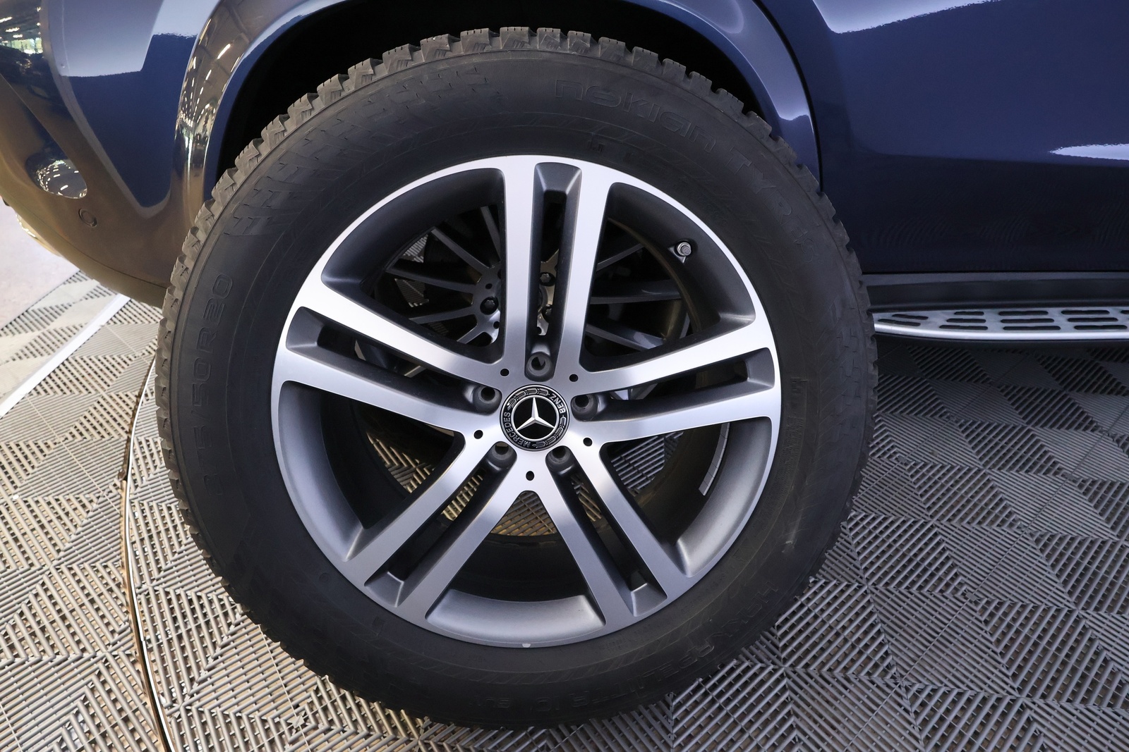 Mercedes-Benz GLE 2025