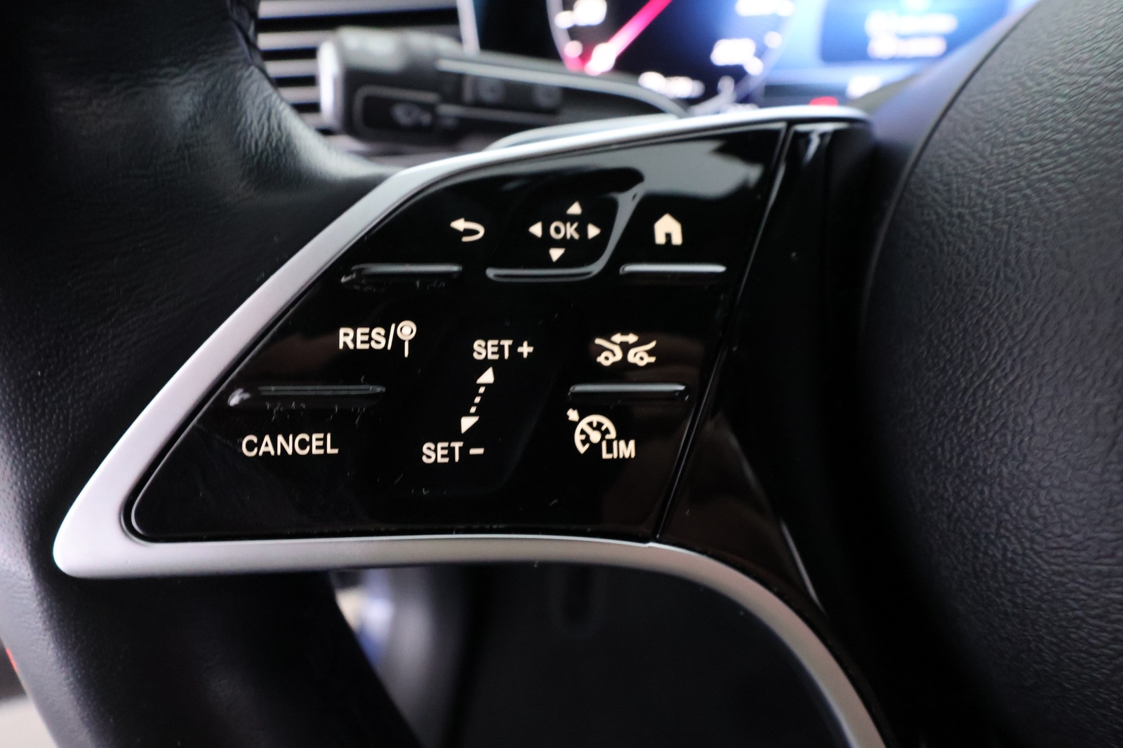Mercedes-Benz GLE 2025