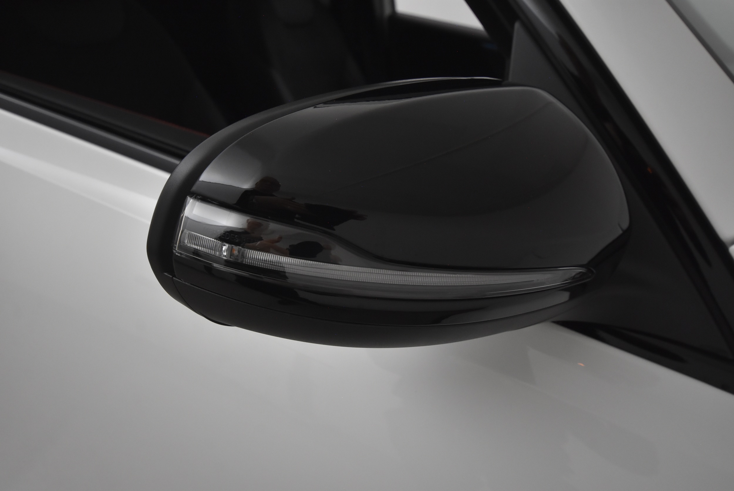 Mercedes-Benz EQB 2025