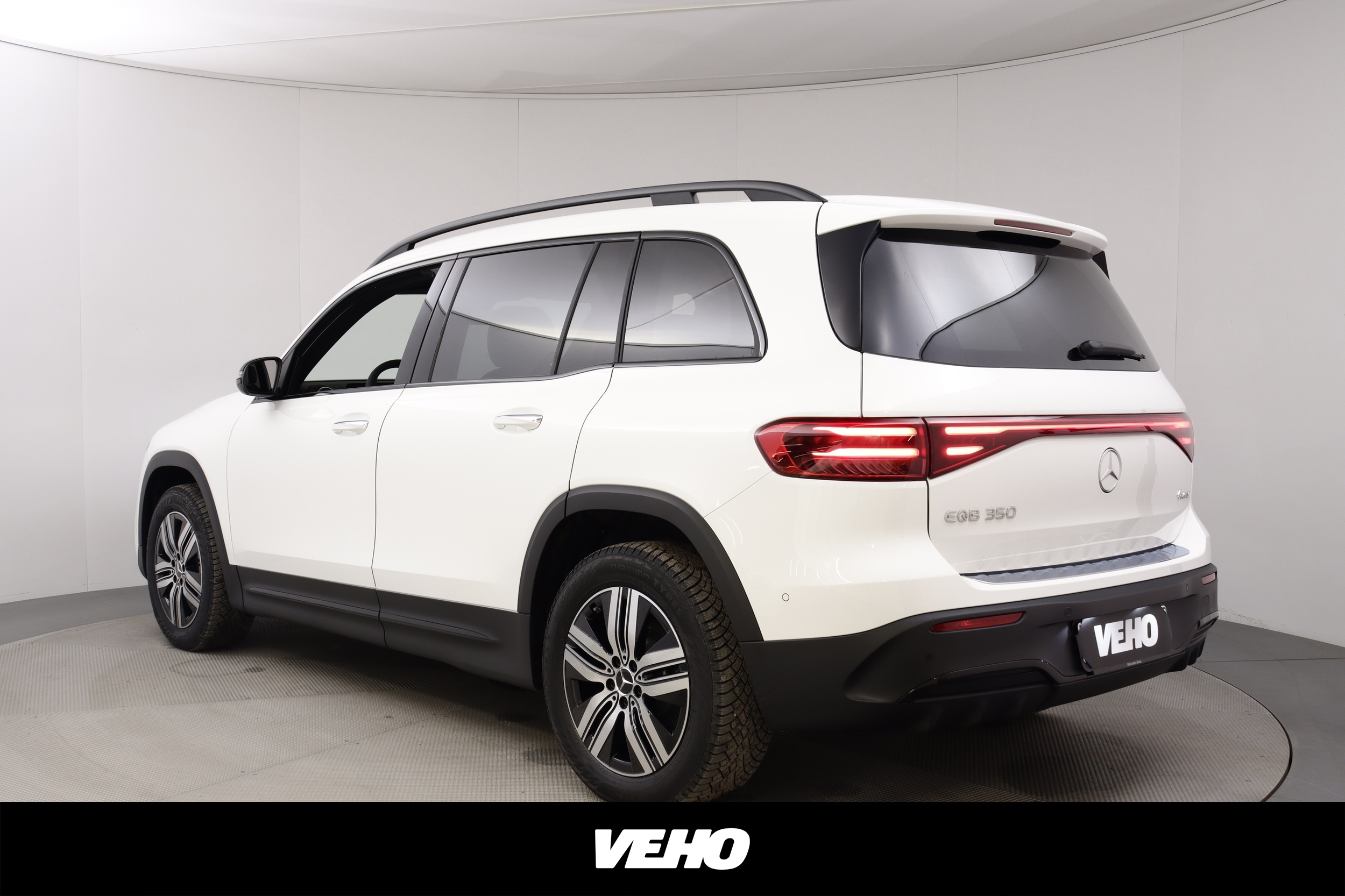 Mercedes-Benz EQB 2025