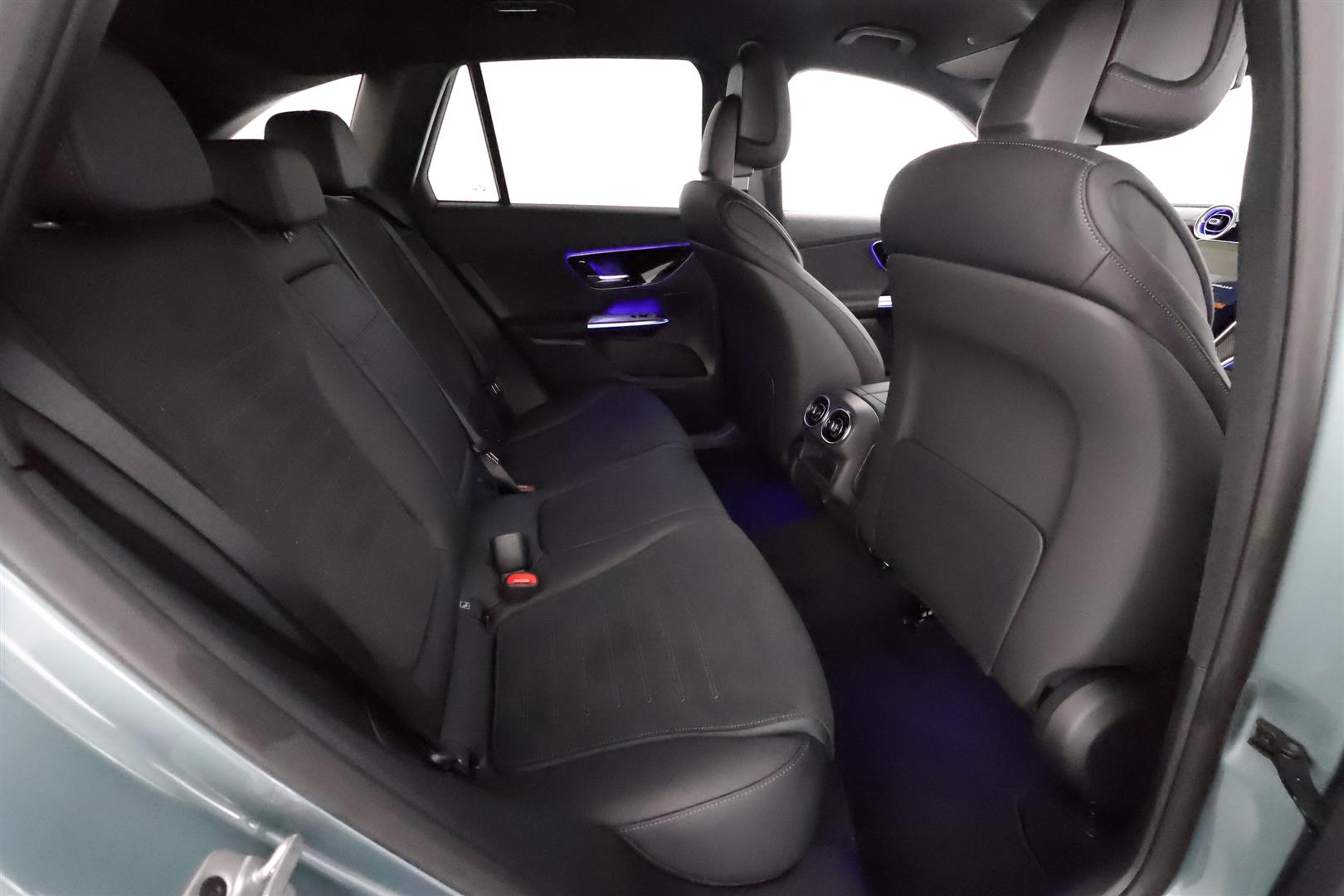 Mercedes-Benz GLC 2025