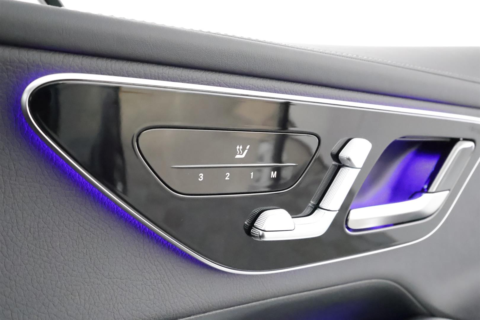 Mercedes-Benz GLC 2025