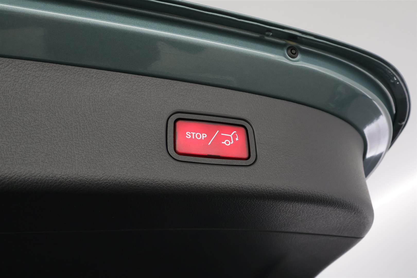 Mercedes-Benz GLC 2025