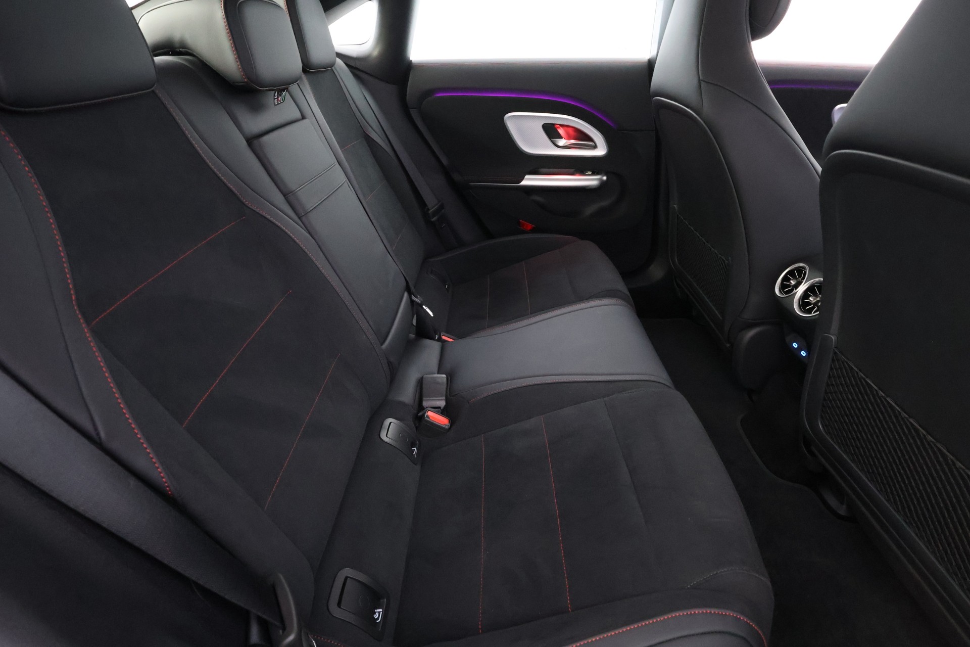 Mercedes-Benz CLA 2025