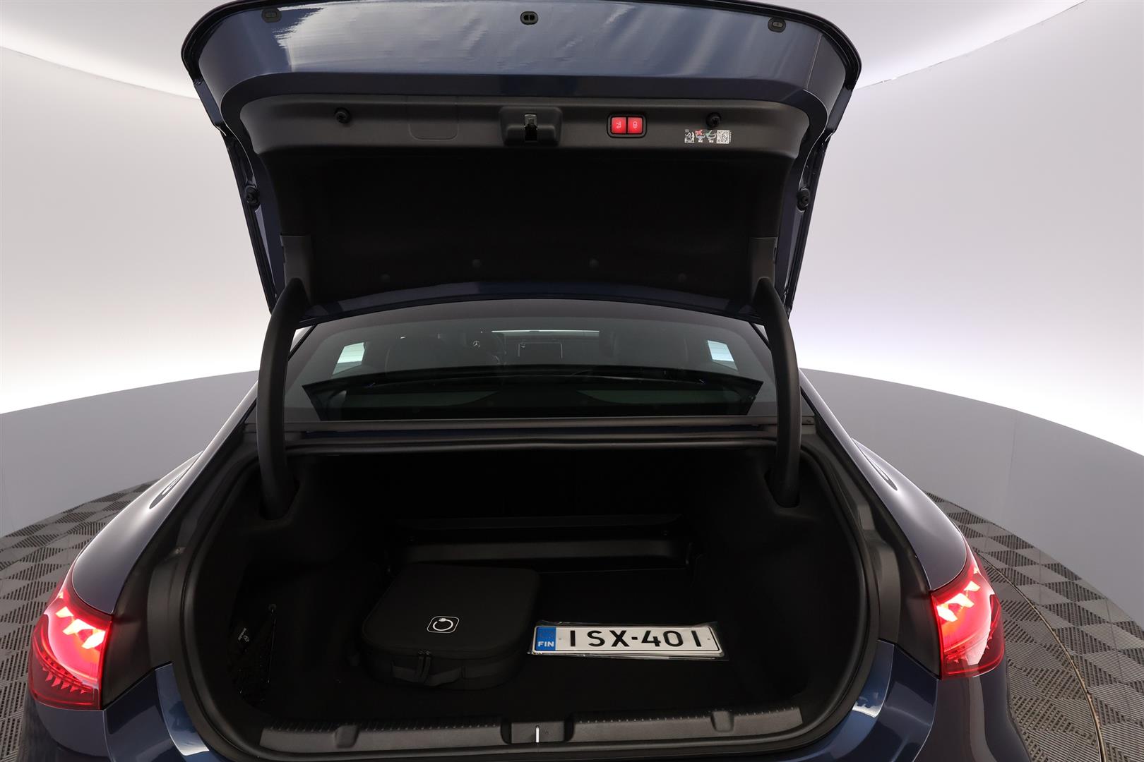 Mercedes-Benz EQE 2026
