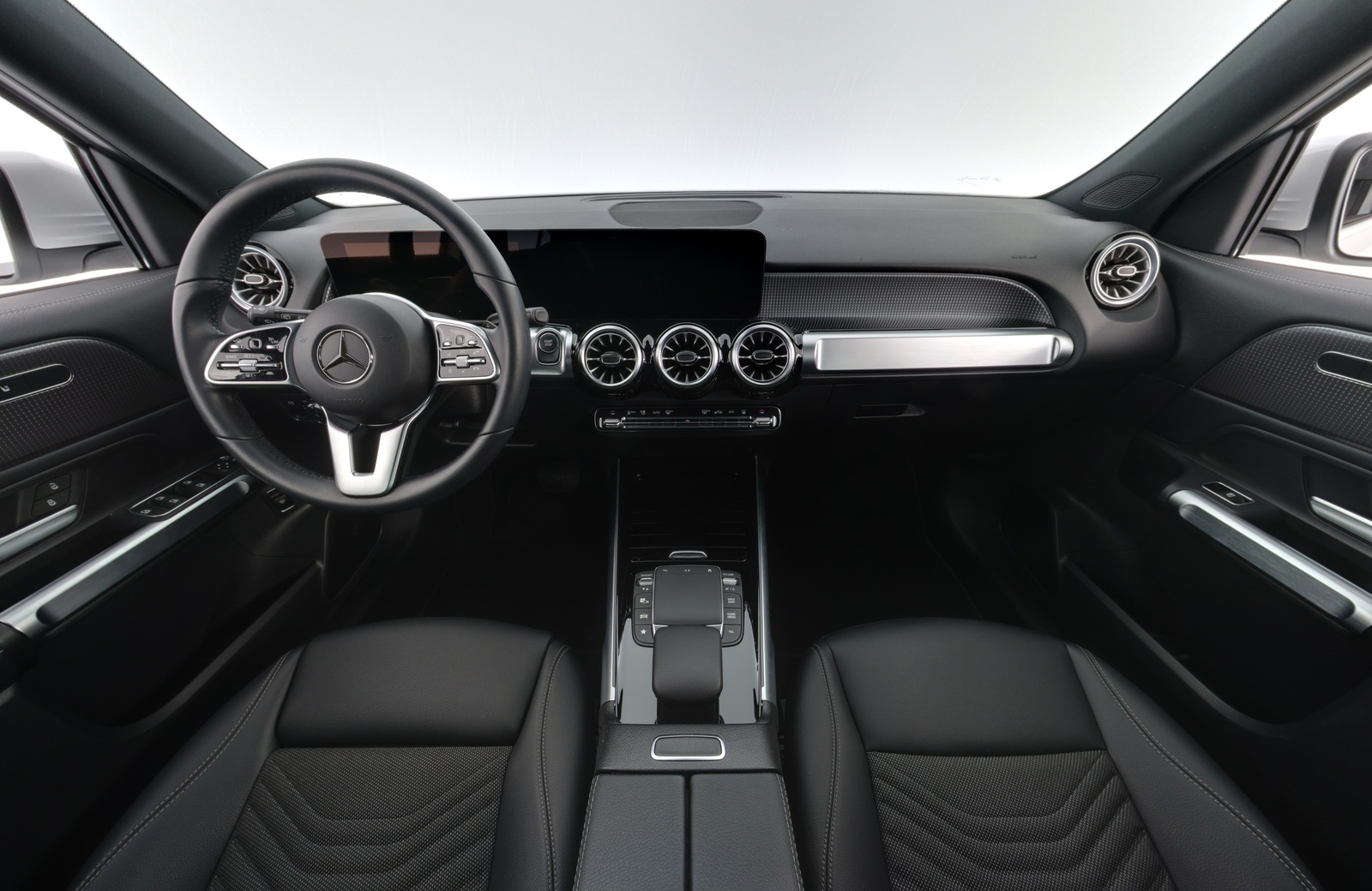 Mercedes-Benz EQB 2023