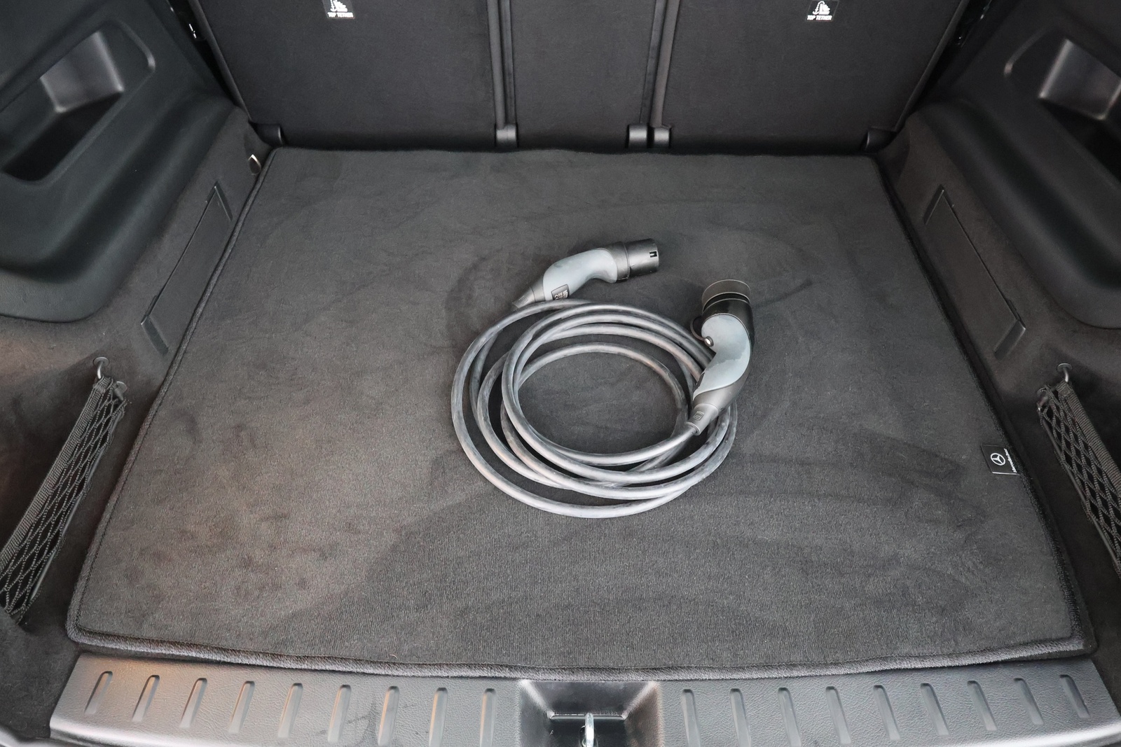 Mercedes-Benz EQB 2023