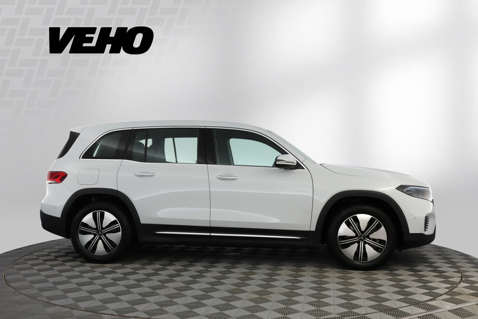 Mercedes-Benz EQB 2023