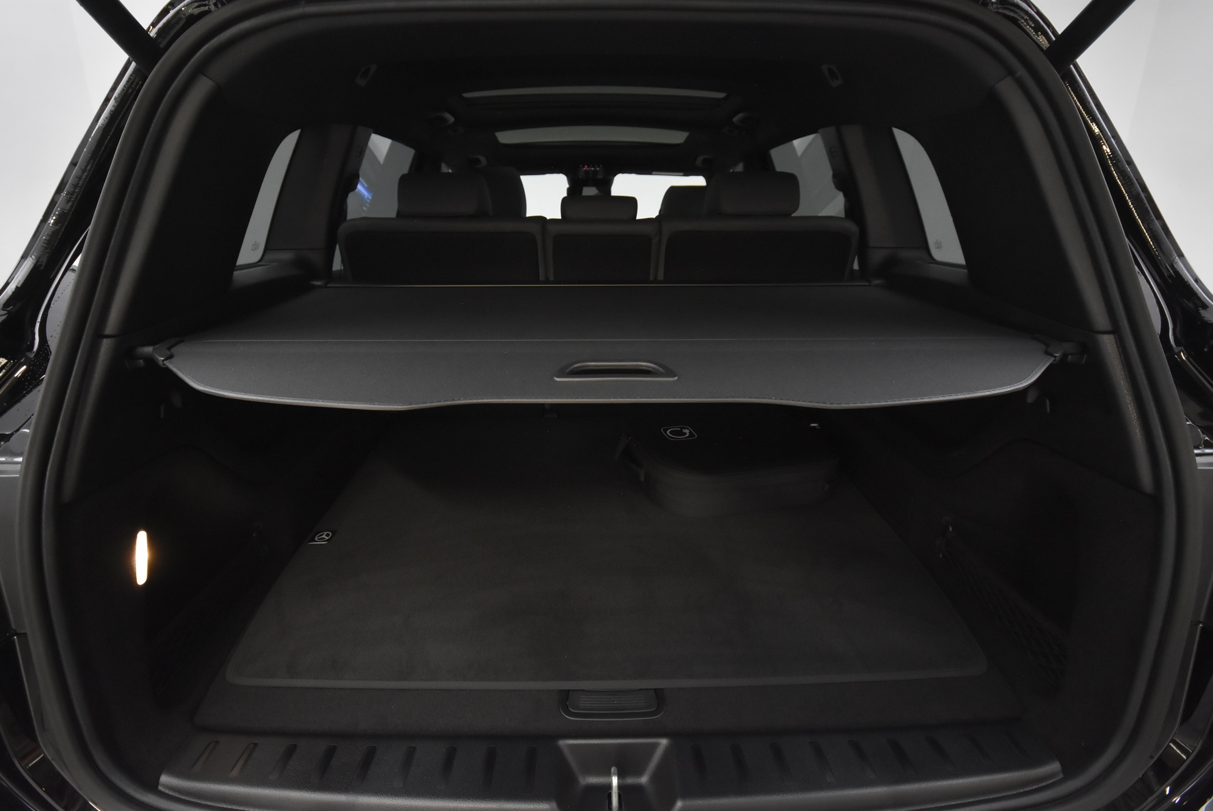 Mercedes-Benz EQB 2025