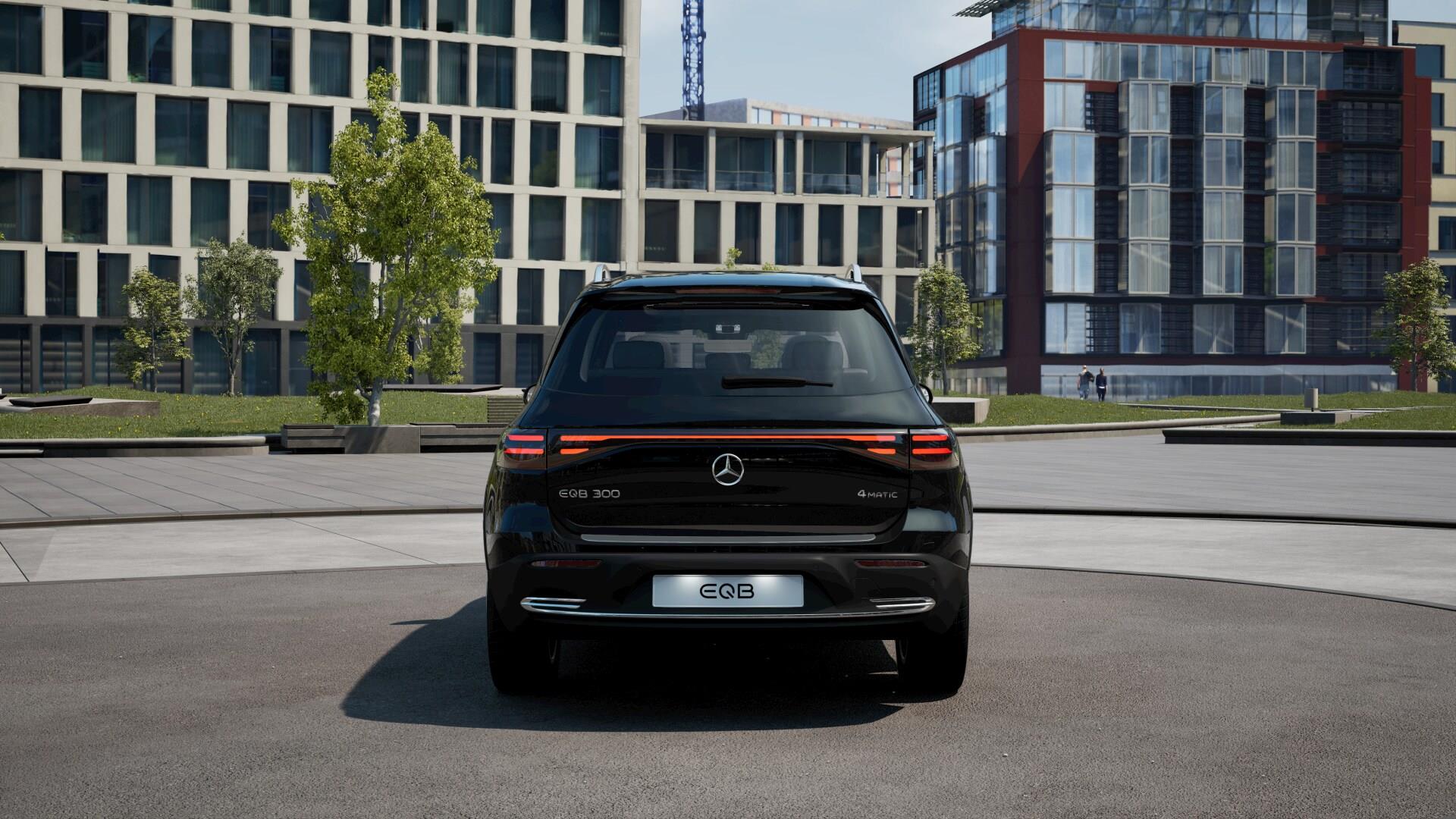 Mercedes-Benz EQB 2025