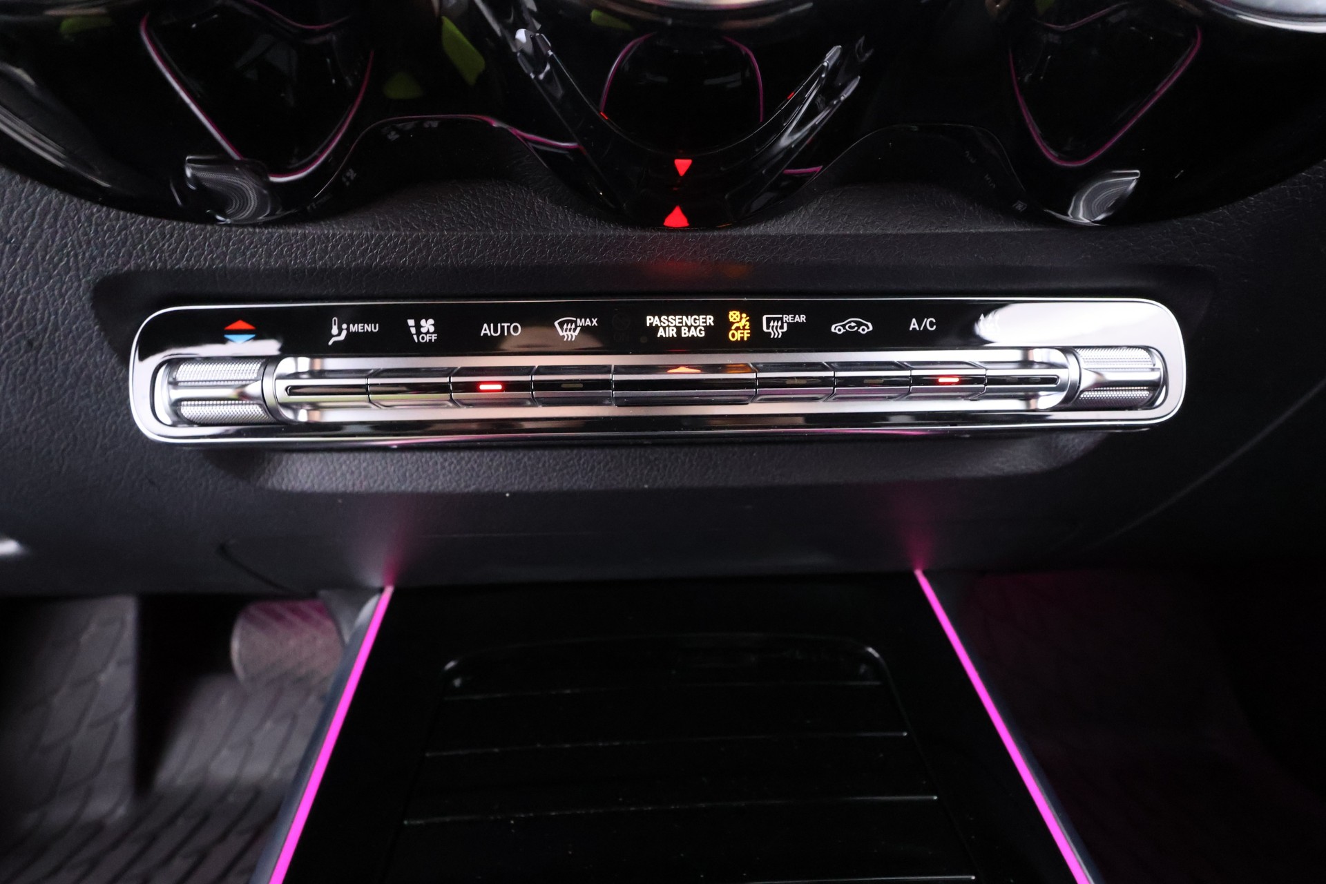 Mercedes-Benz EQB 2022