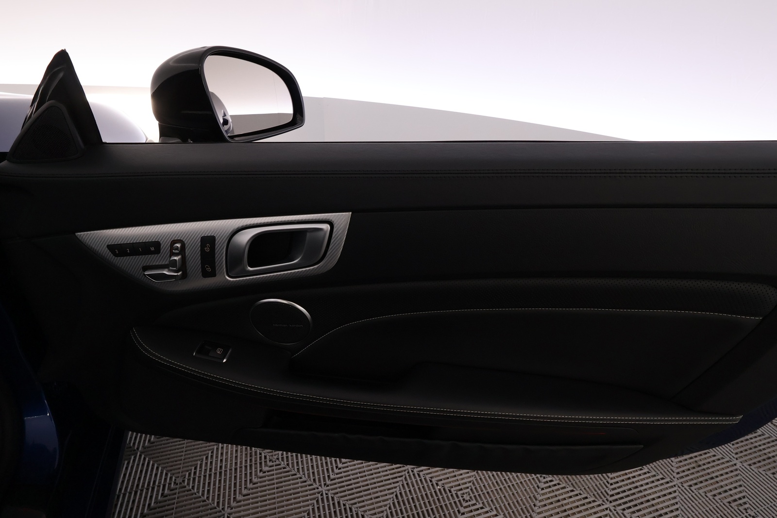 Mercedes-Benz SLC 2016