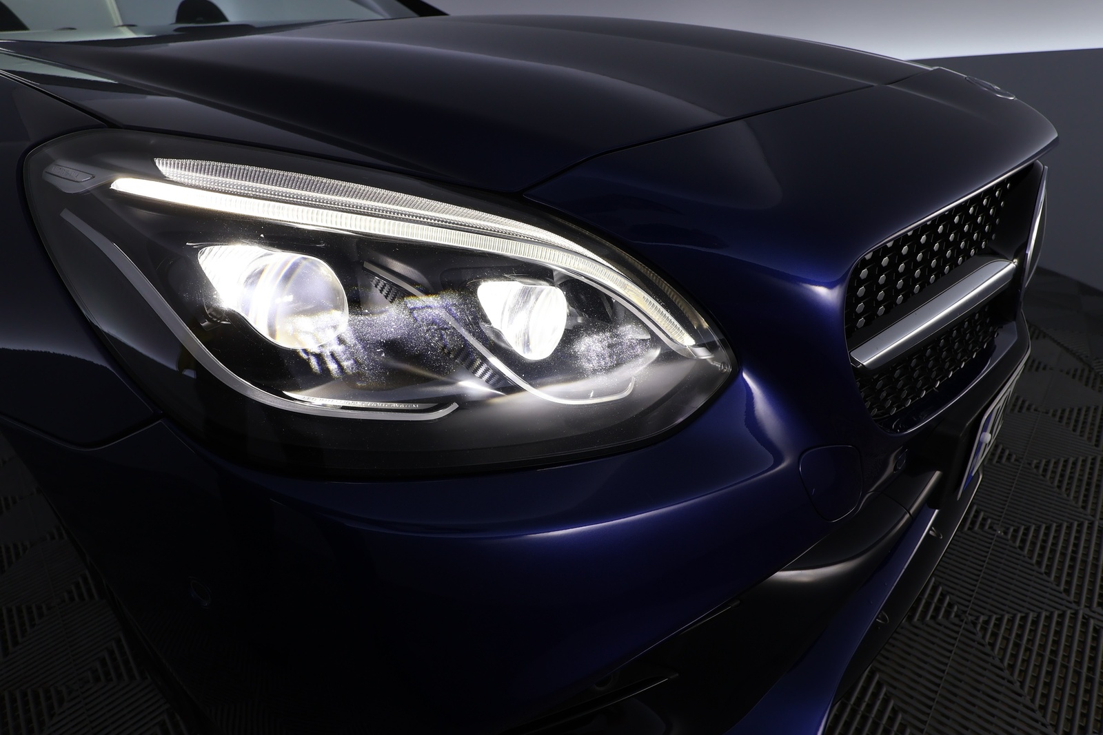 Mercedes-Benz SLC 2016