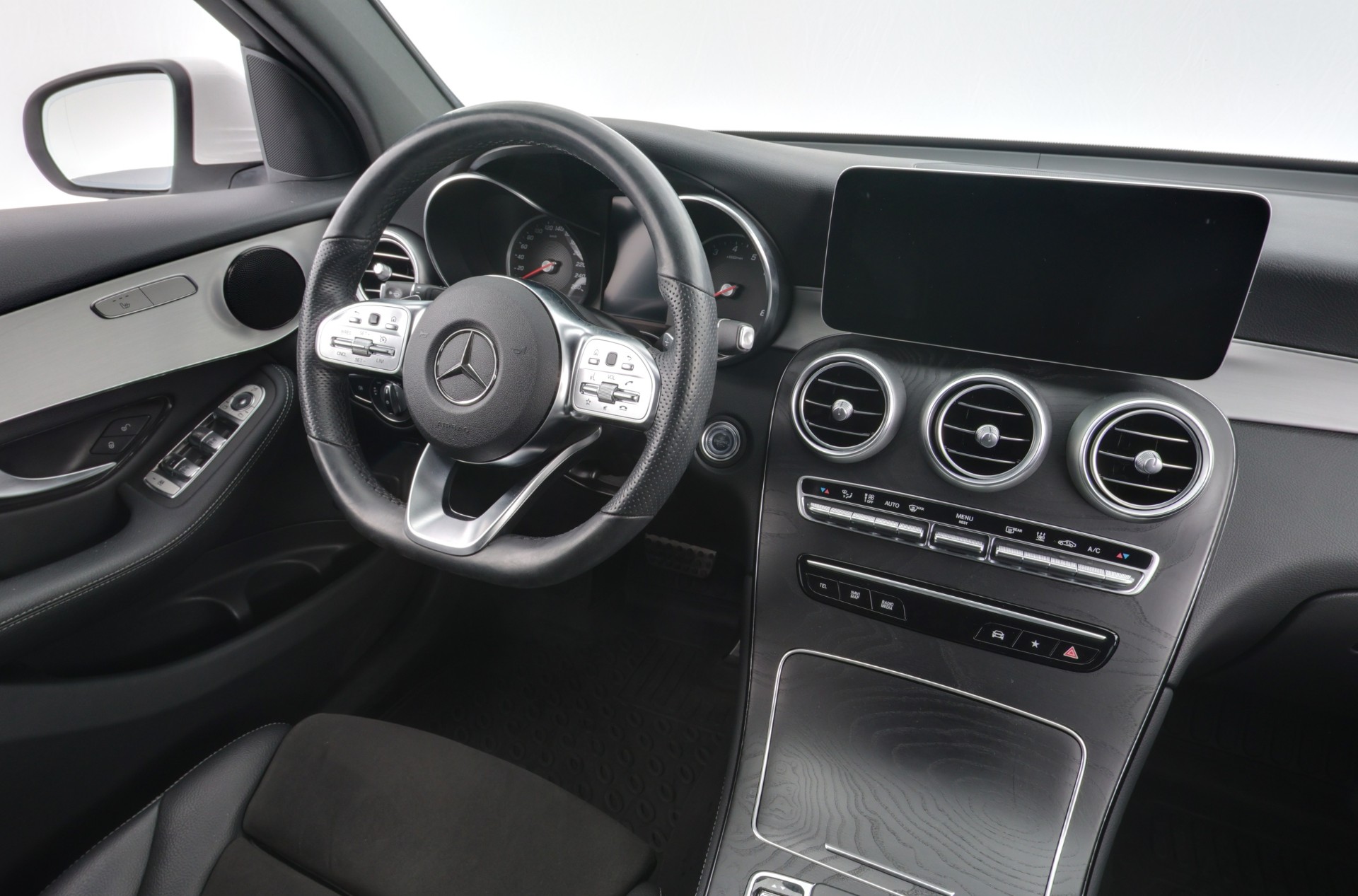 Mercedes-Benz GLC 2021