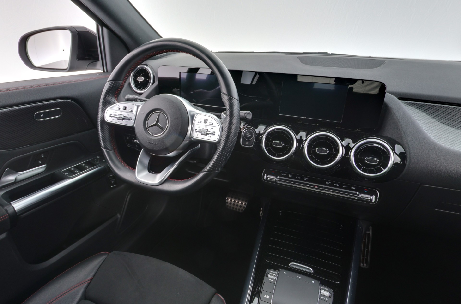 Mercedes-Benz GLA 2021