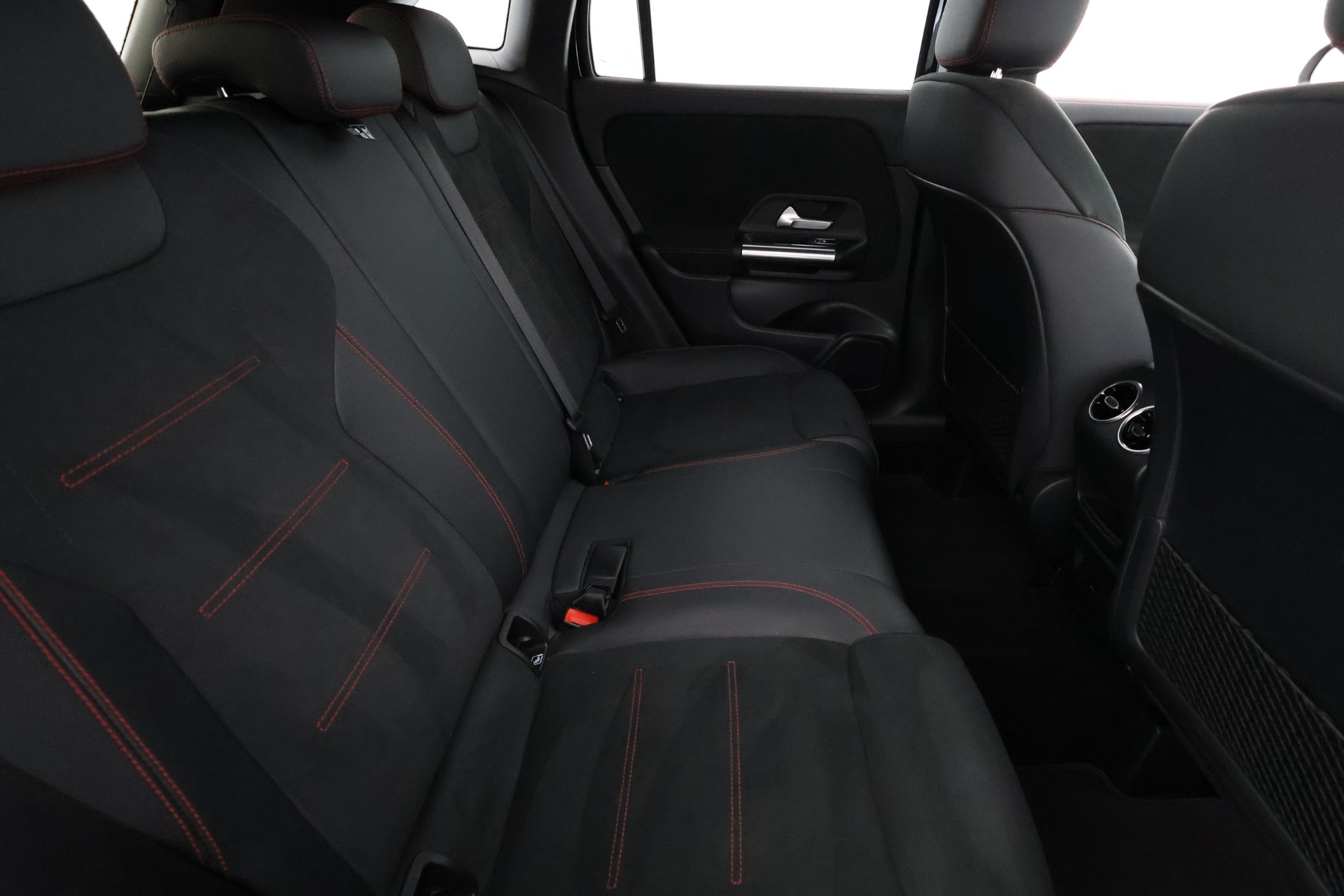 Mercedes-Benz GLA 2021