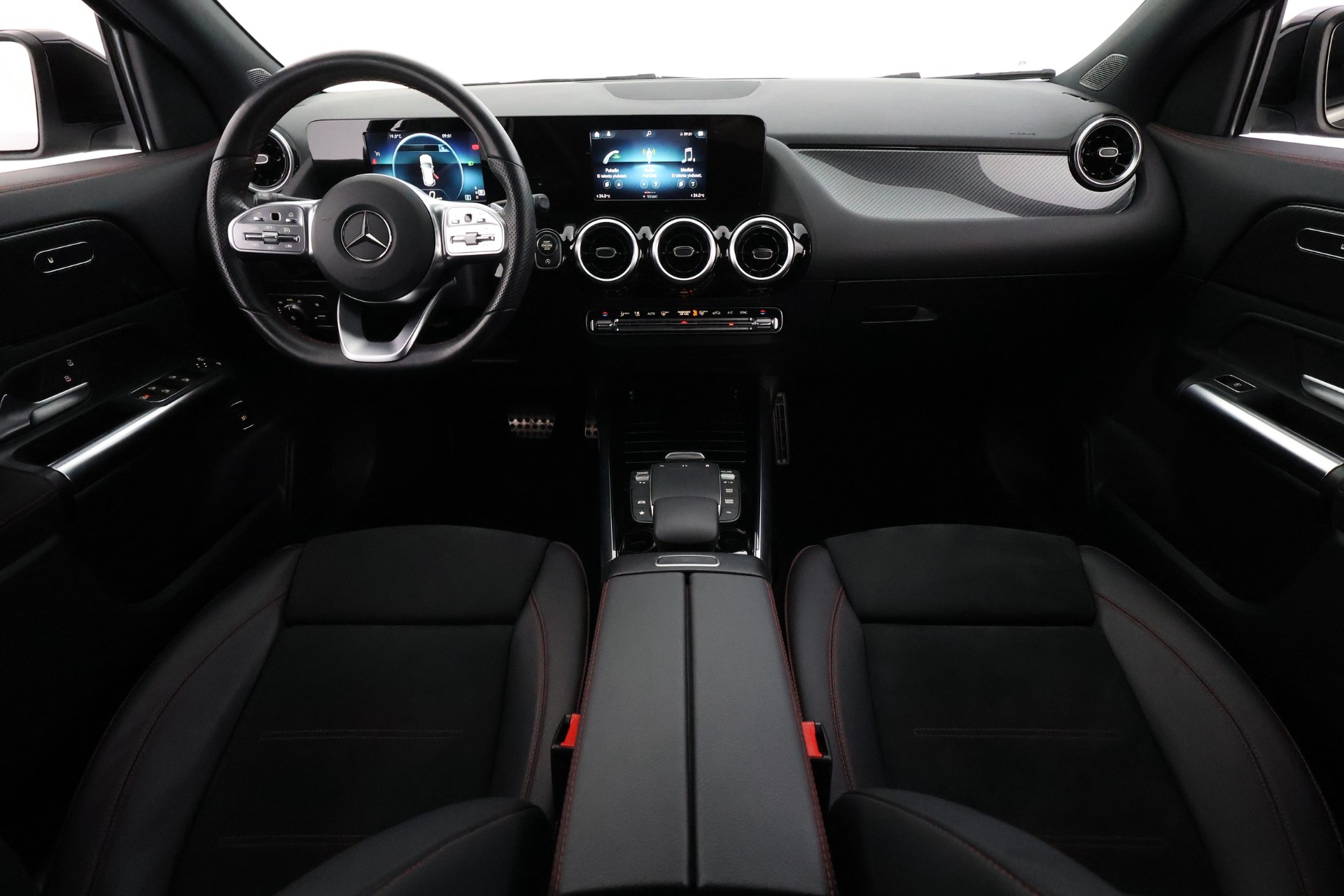 Mercedes-Benz GLA 2021