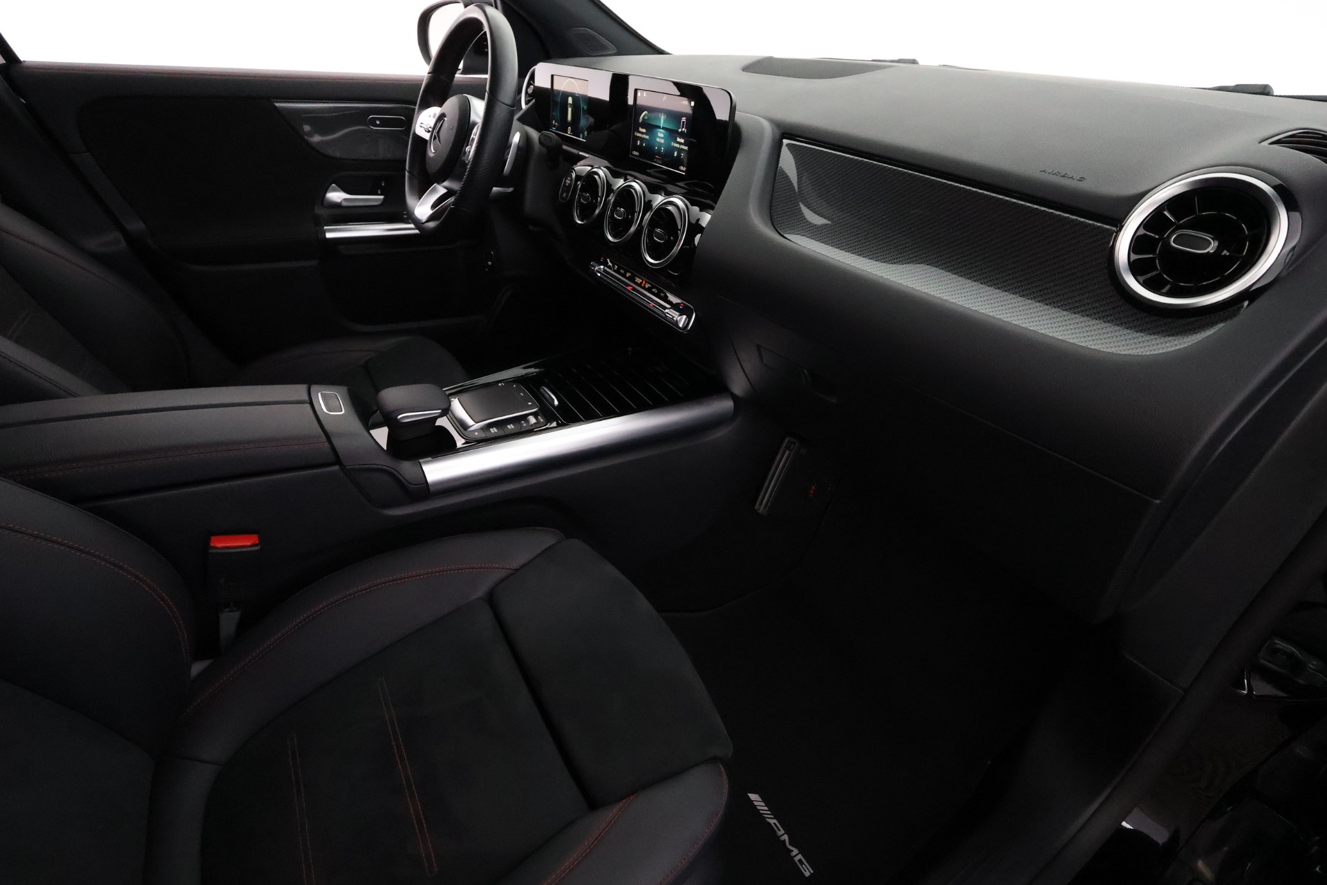 Mercedes-Benz GLA 2021