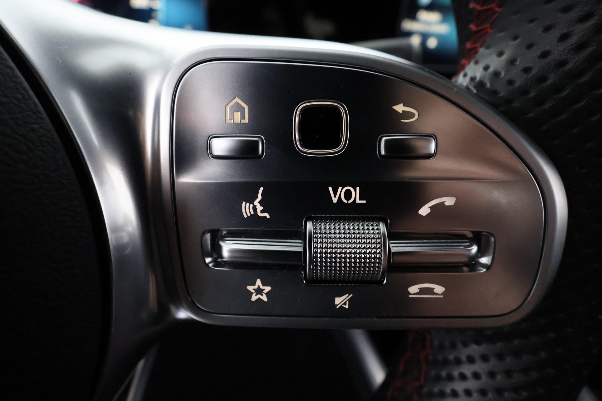 Mercedes-Benz GLA 2021