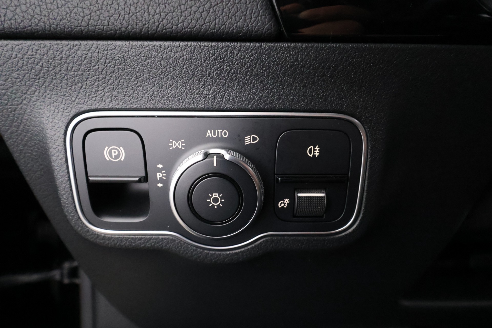 Mercedes-Benz GLA 2021